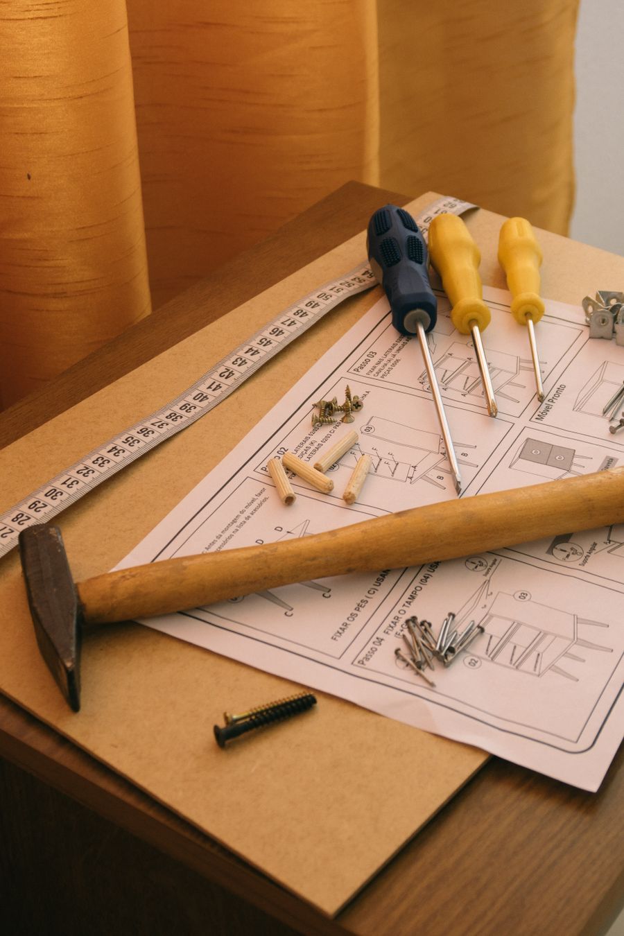 Tools and instructions for household assembly